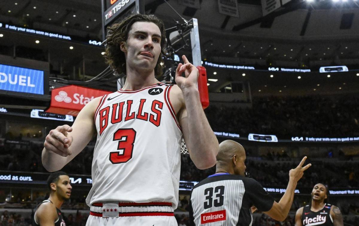 芝加哥公牛发布备战花絮，国际比赛日队长鼓劲，CBA季后赛任务艰巨，赛程密集仍需轮换的简单介绍